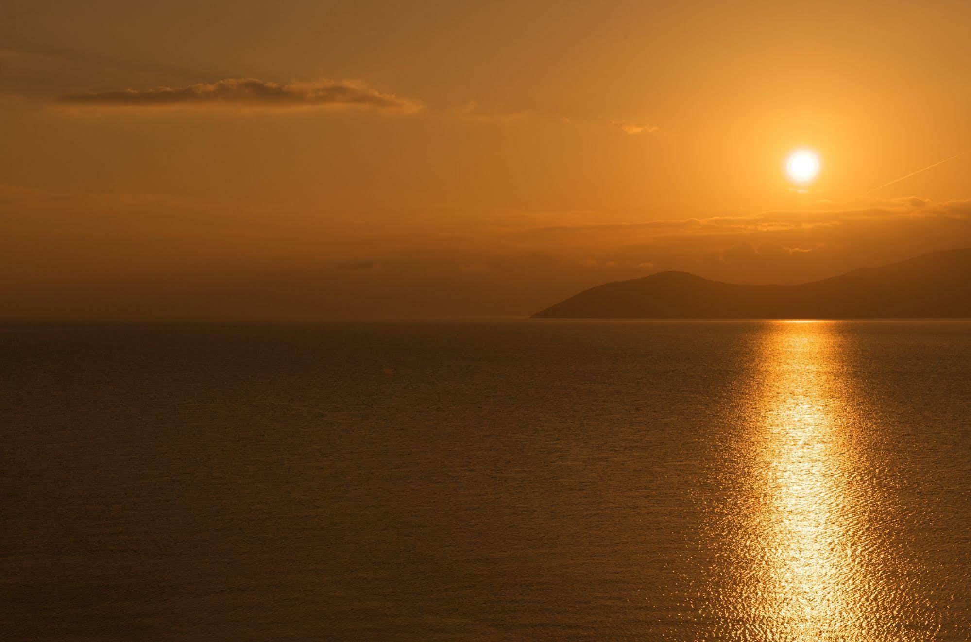 Odyssey Hotel & Spa Agia Efimia 外观 照片